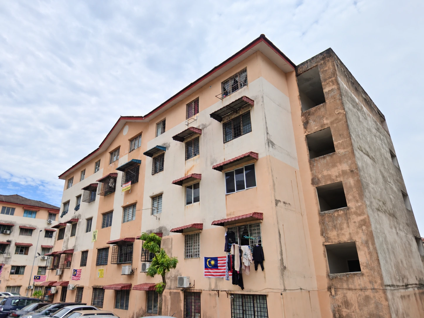 Apartment Idaman, Damansara Damai — property photo 1