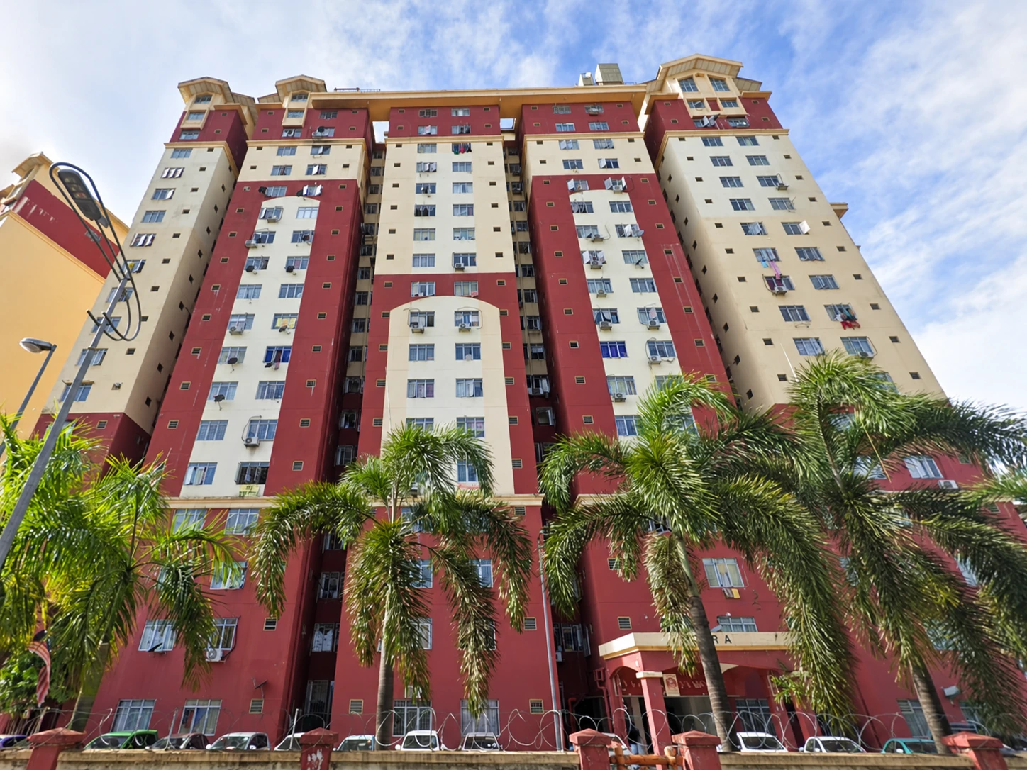 Mentari Court, Taman Seri Mentari — property photo 1