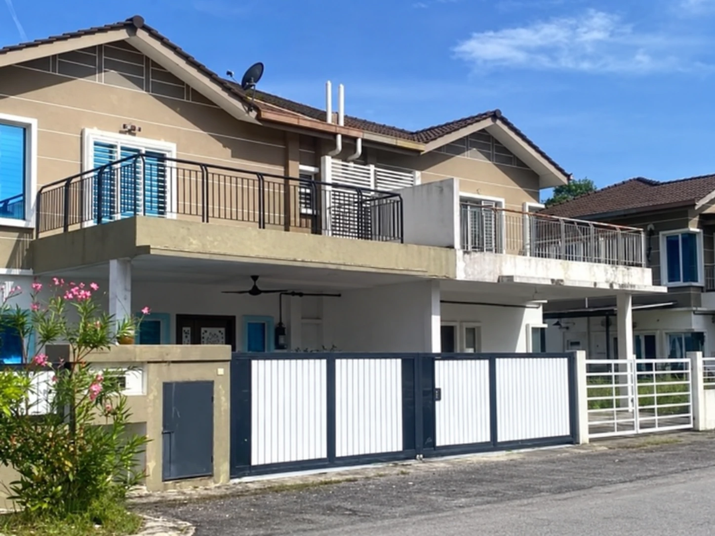Taman Desiran Bayu, Puchong — property photo 1