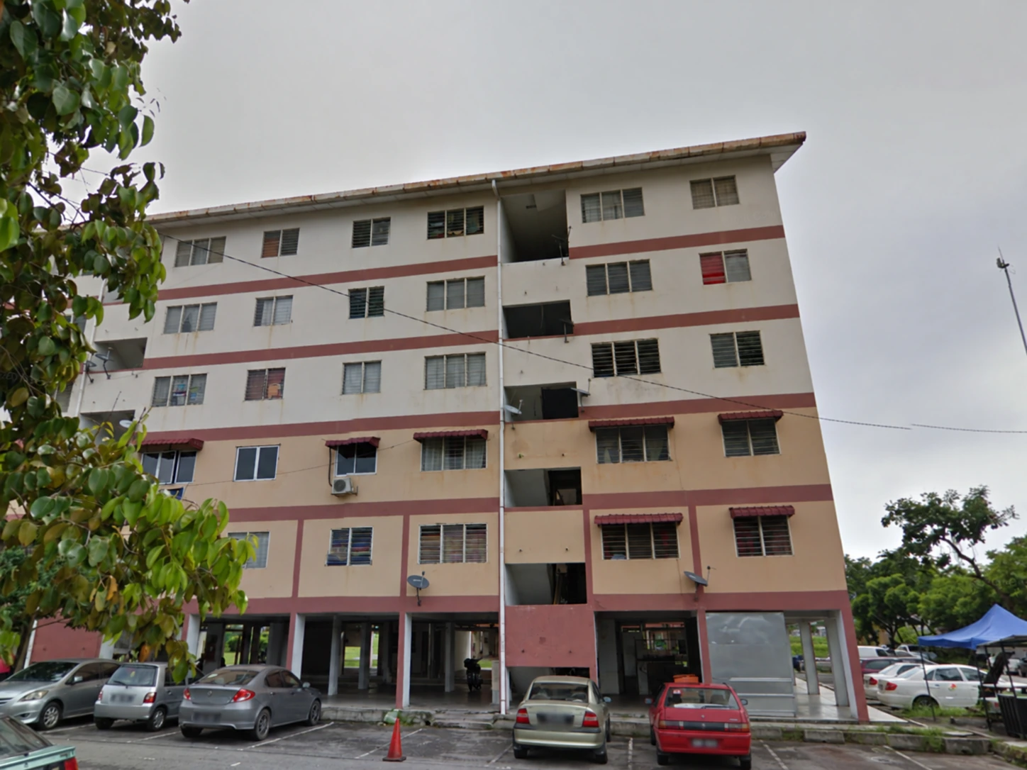 Rumah Pangsa Bandar Bukit Puchong — property photo 1