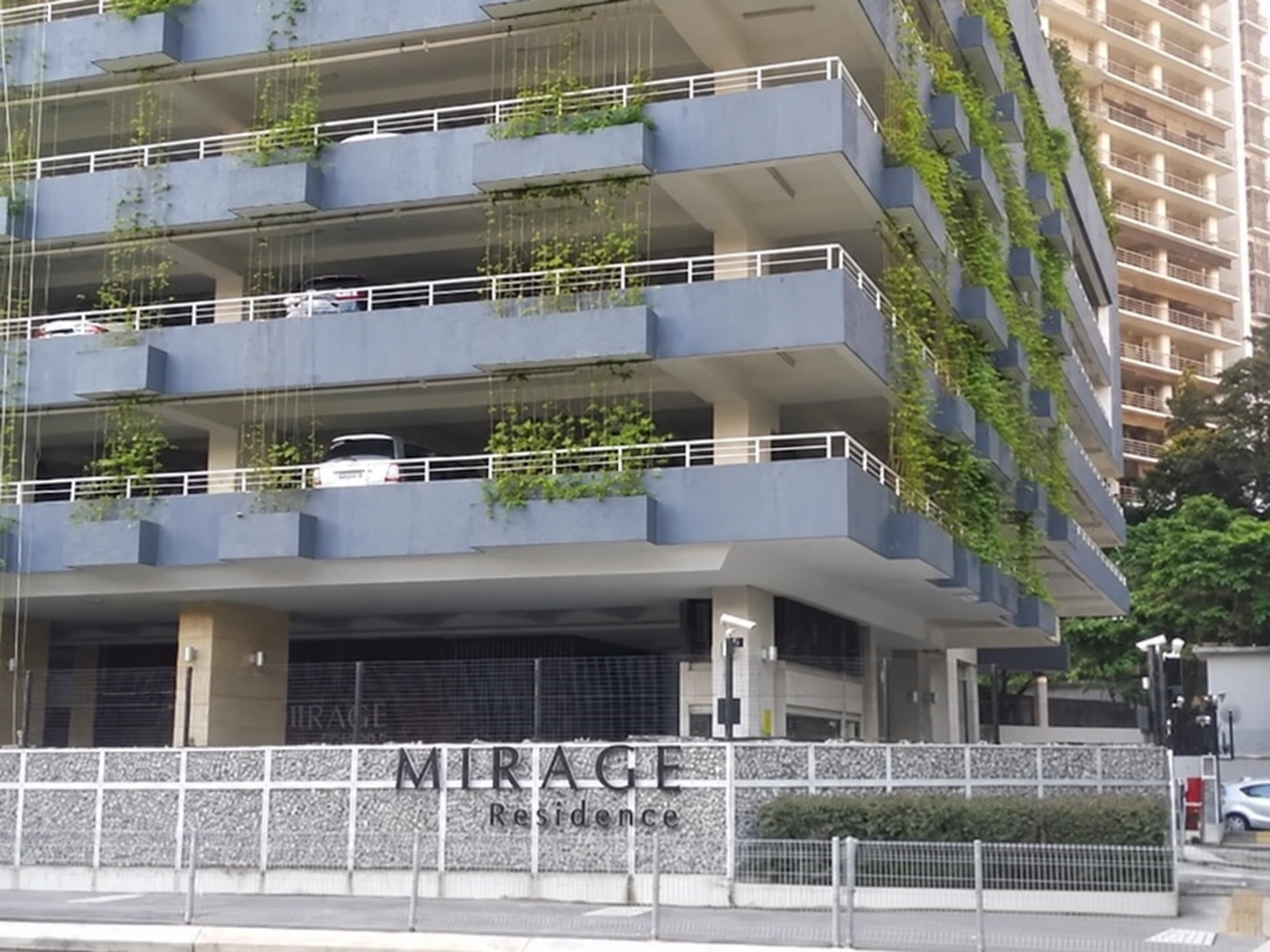 Mirage Residence YKS — property photo 1