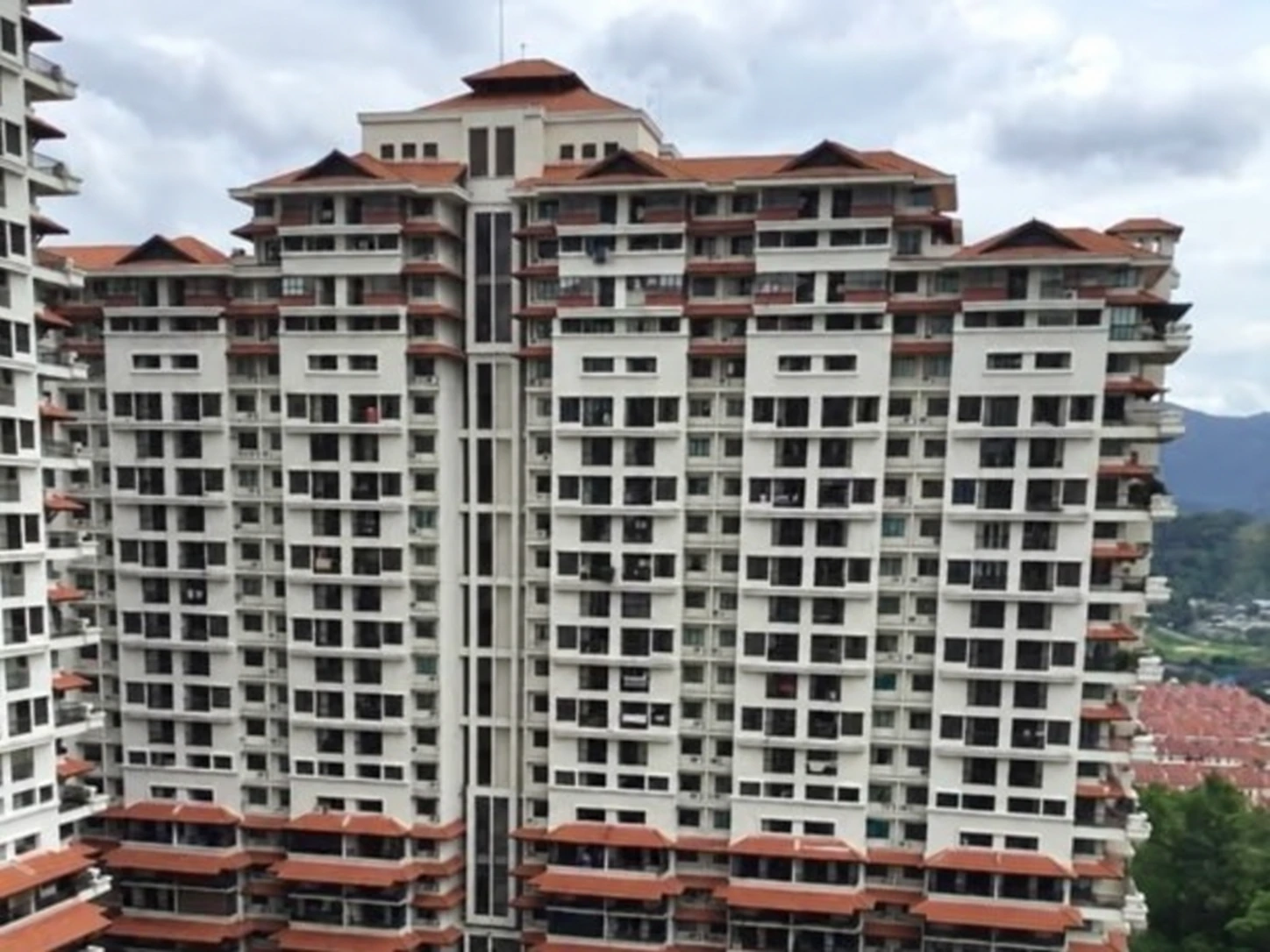 Armanee Condominium — property photo 1