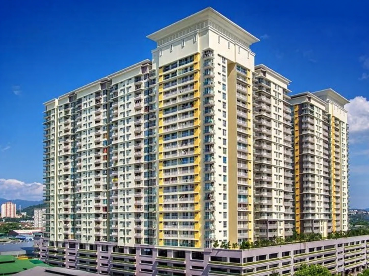 PV20 Platinum Lake Condominium — property photo 1