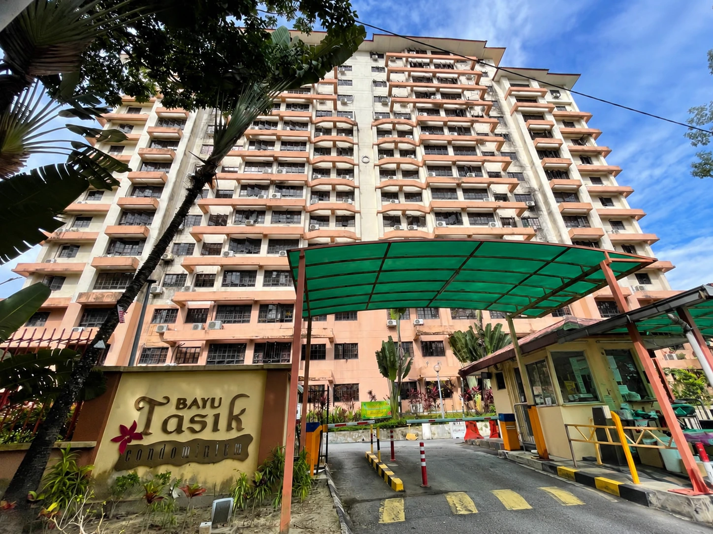 Bayu Tasik Condominium — property photo 1