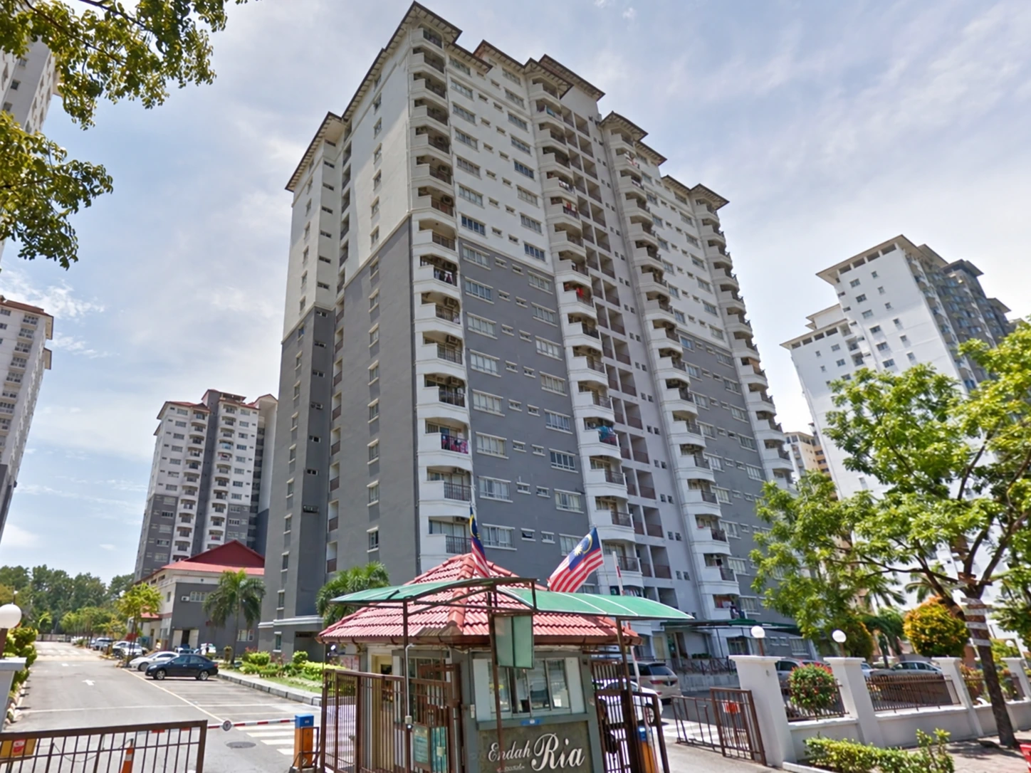 Endah Ria Condominium — property photo 1