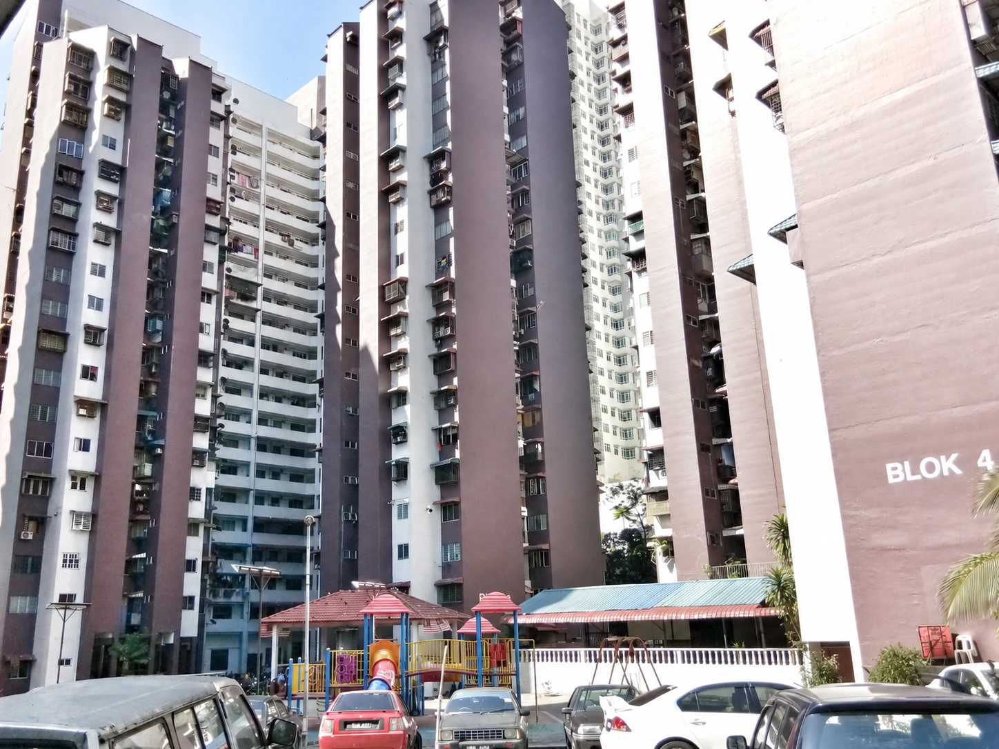 Kondo Rakyat Desa Pantai — property photo 1