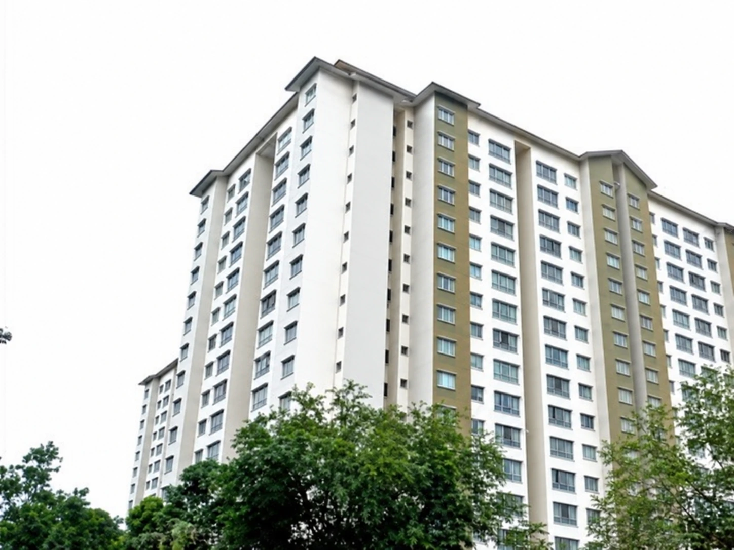Green Avenue Condominium — property photo 1