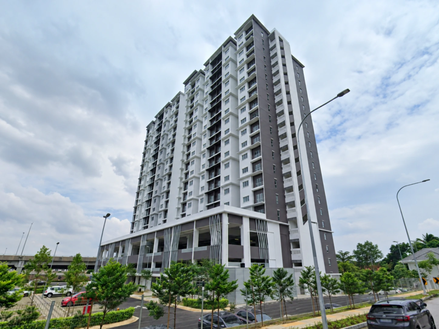 Residensi Rimbunan — property photo 1