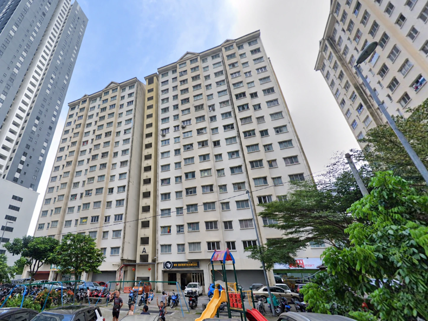 Laman Damai Kepong — property photo 1